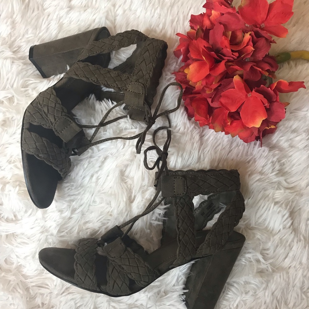 Braided strapy tie sandal heels Cato